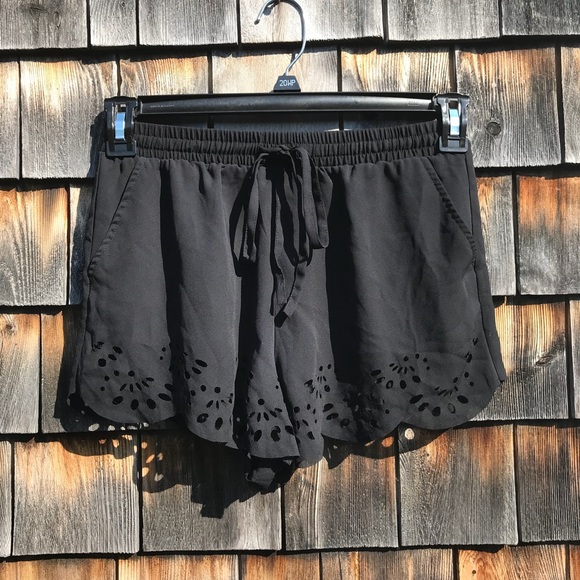 Brandy Melville Pants - Brandy Melville Shorts